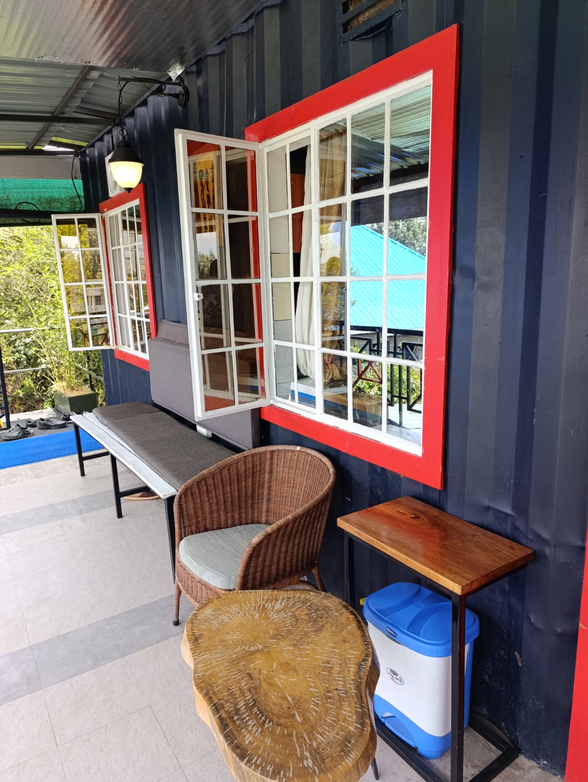 Upstairs outside sitting area